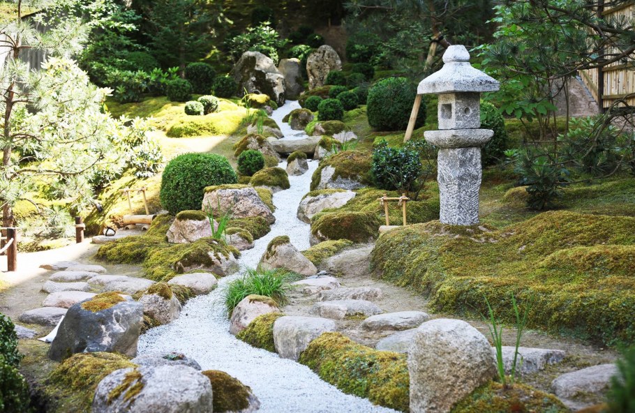 Часовни Японии сад