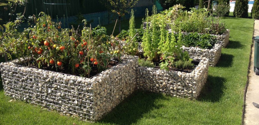 Габионы клумбы