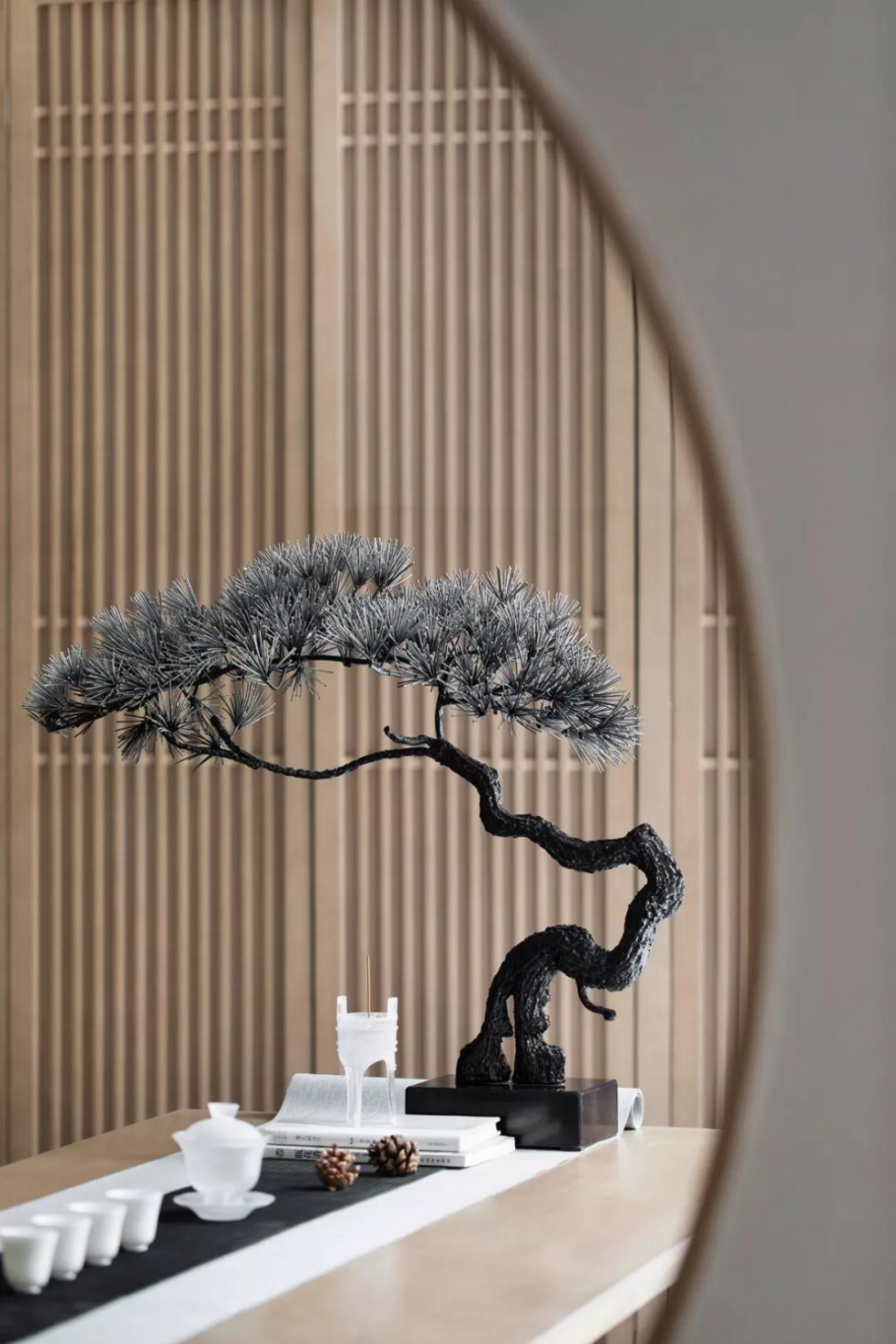 Сухое дерево в интерьере