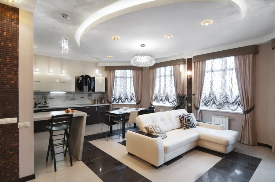 Гостиная с эркером совмещенная с кухней