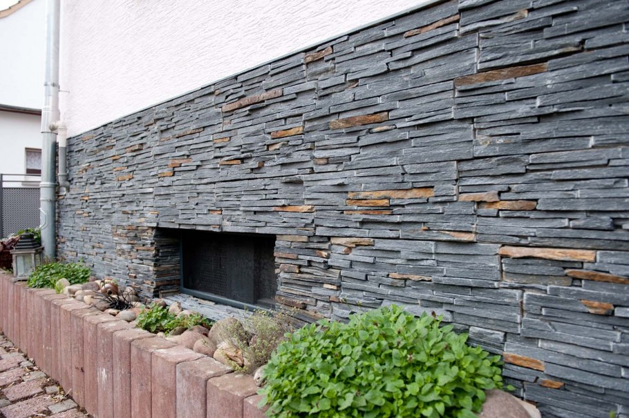 Отделка цоколя камнем