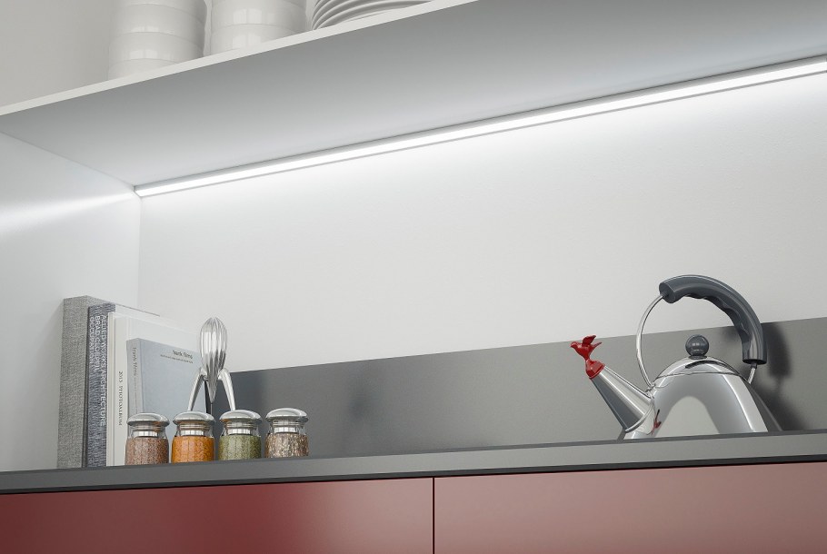 Светодиодный светильник NETXT С сенсорным выключателем 600 мм