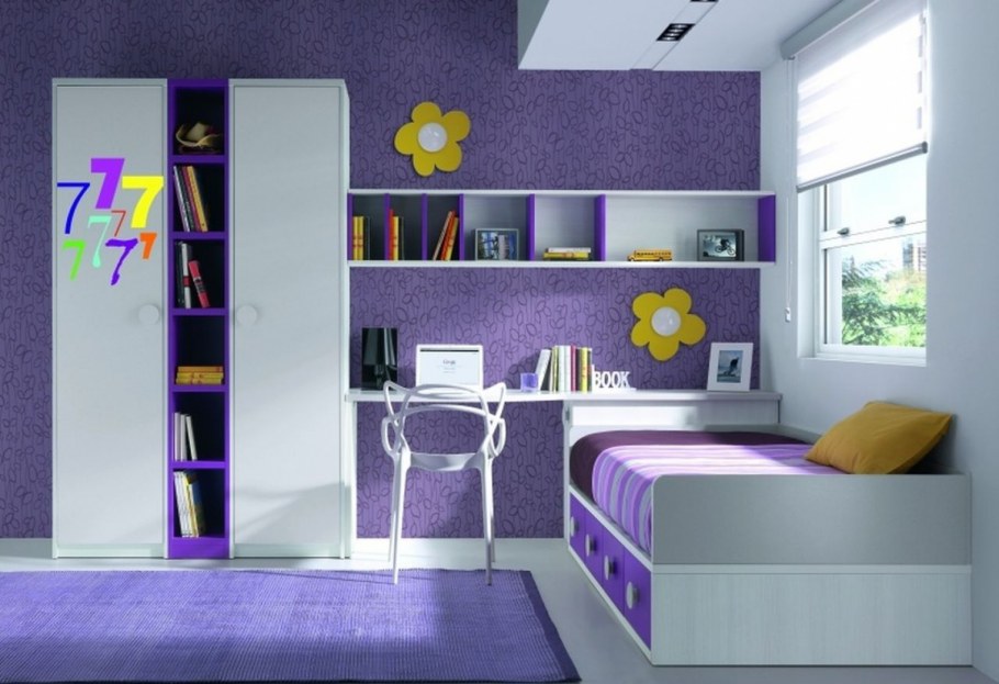 Комната подростка в фиолетовых тонах