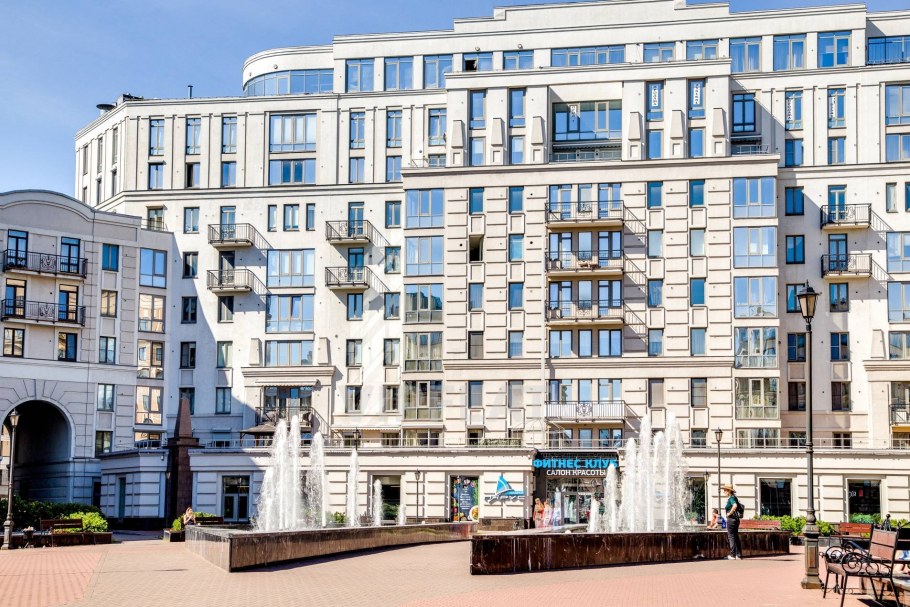 Элитная трехкомнатная квартира