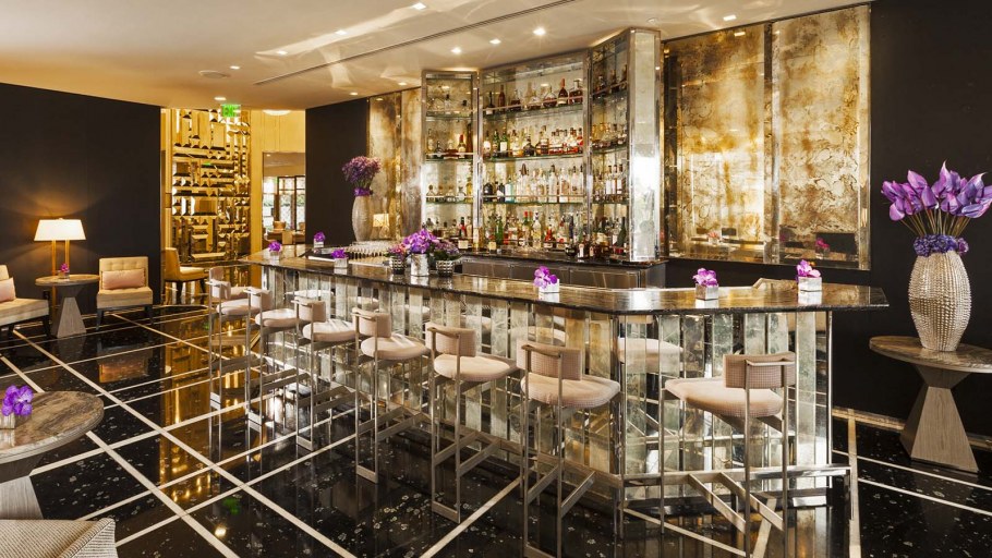 Кафе в стиле арт деко