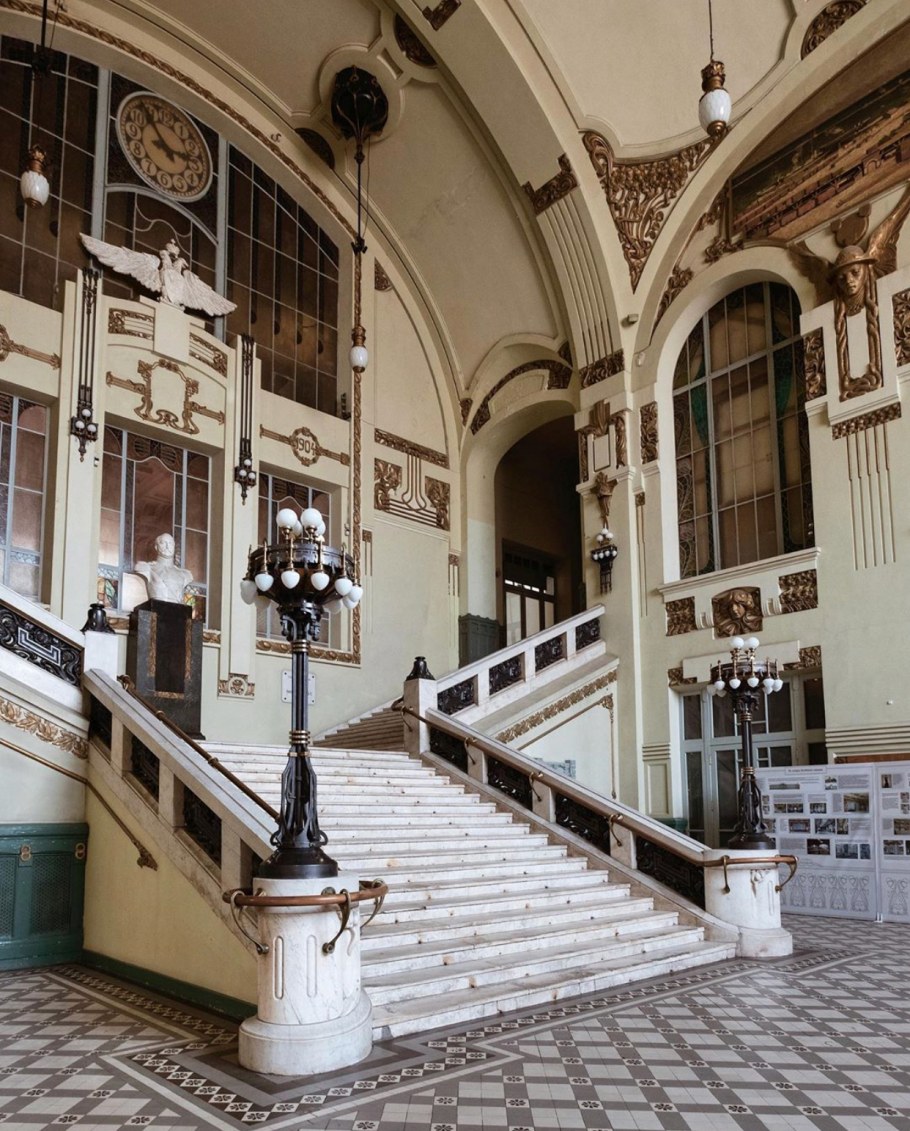 Витебский вокзал Санкт-Петербург