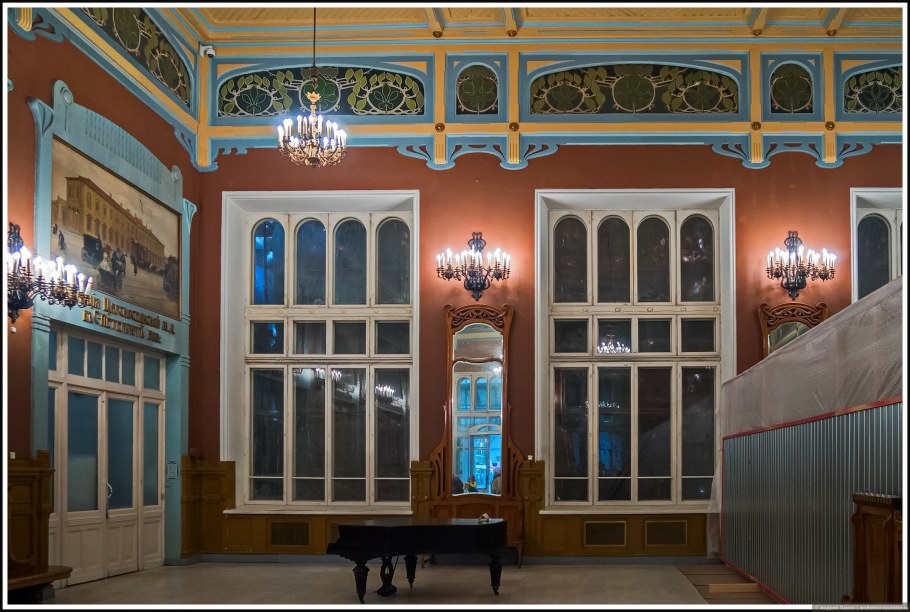 Витебский вокзал зал картинный зал