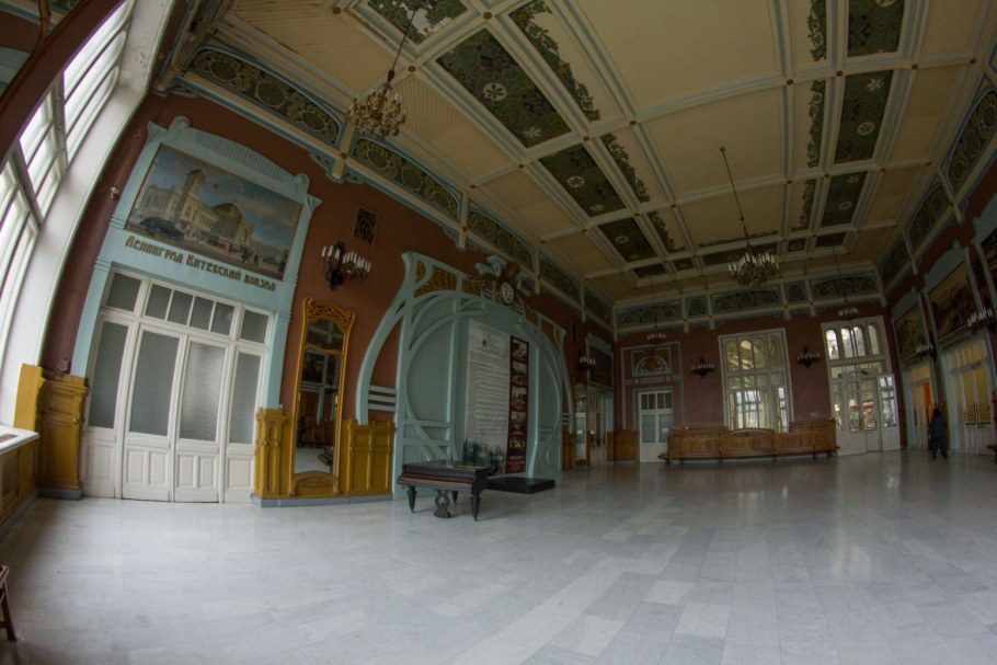 Витебский вокзал внутри