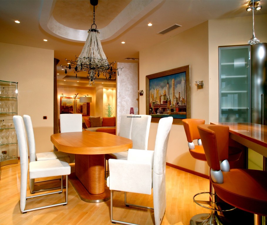 Интерьер столовой комнаты