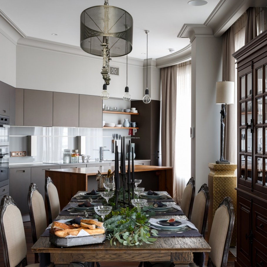 Обеденная зона и барная стойка в интерьере
