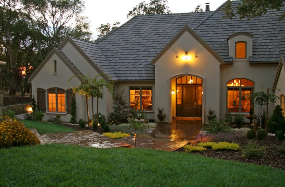 Крыши загородных домов