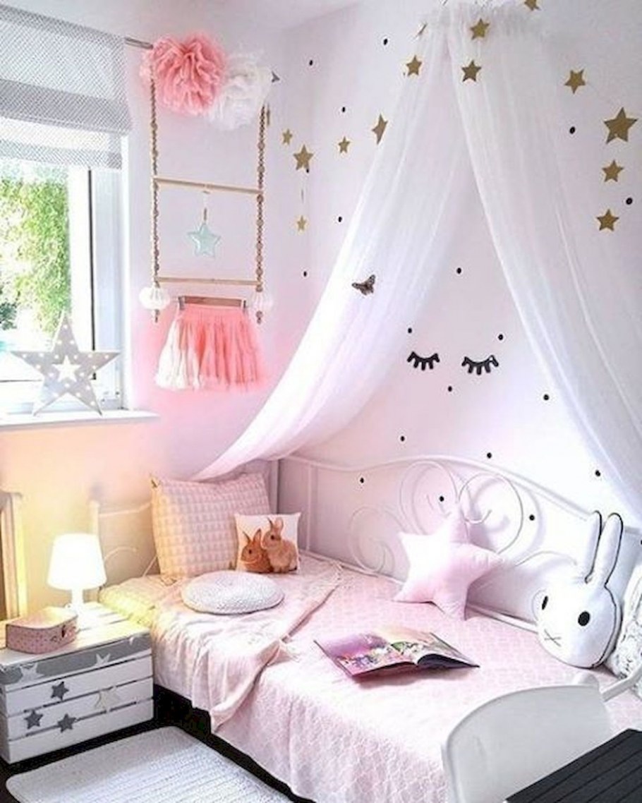 Украшения для комнаты девочки