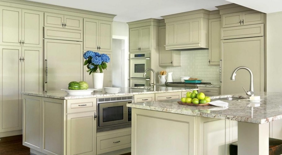 Кухня фисташково белая классика