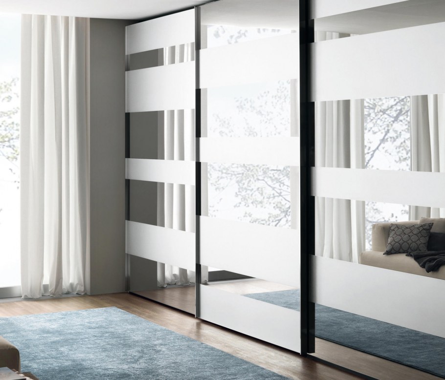 Шкаф купе Sliding-Door Wardrobe