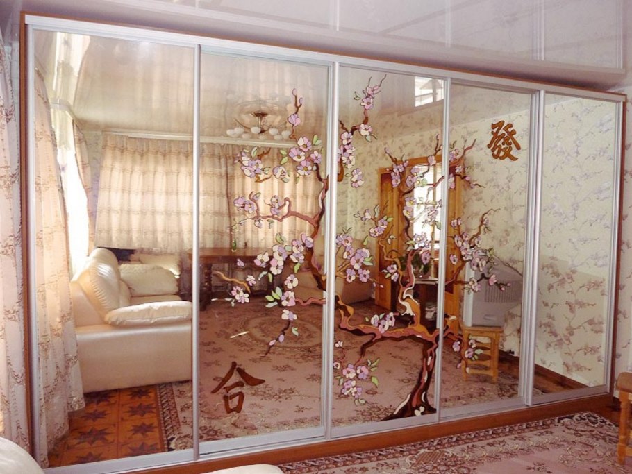 Шкаф-купе в зал