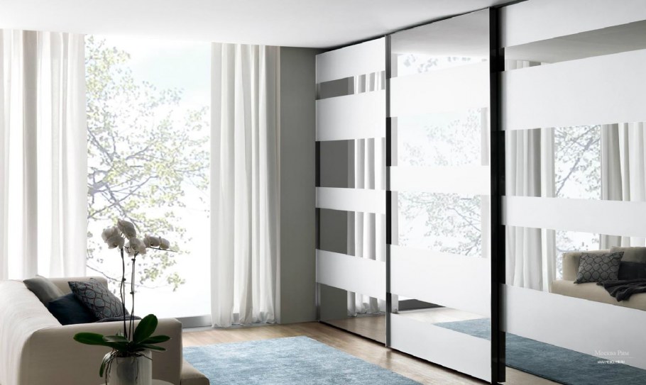 Встроенный шкаф купе в зал