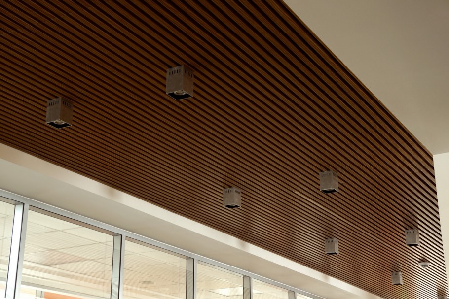 Hunter Douglas реечный потолок