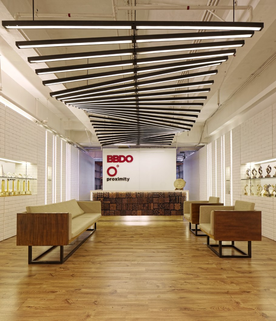 Реечный потолок Ecophon ламели