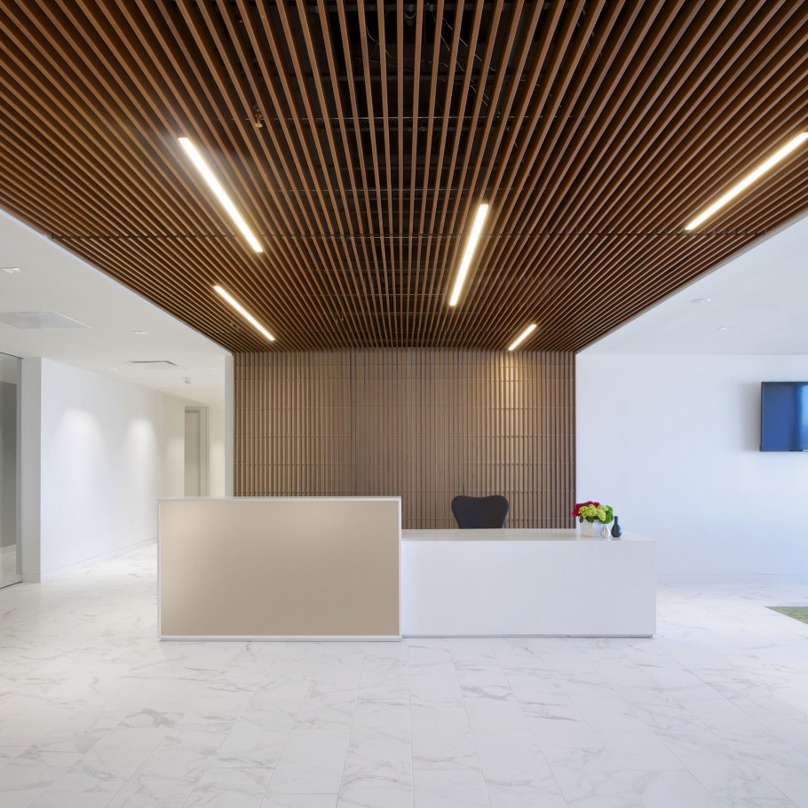 Hunter Douglas реечный потолок