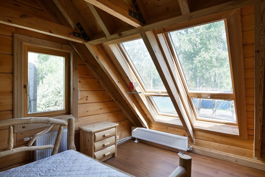 Окно под крышей