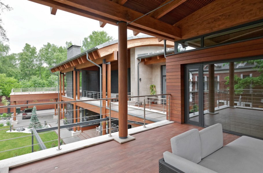 Веранда в частном доме