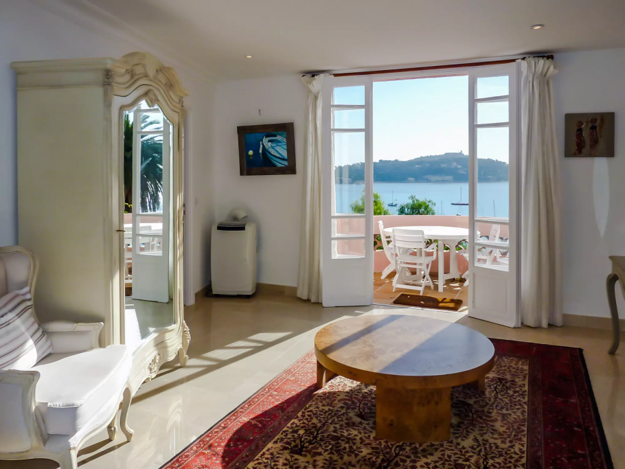 Апартаменты Лазурный берег