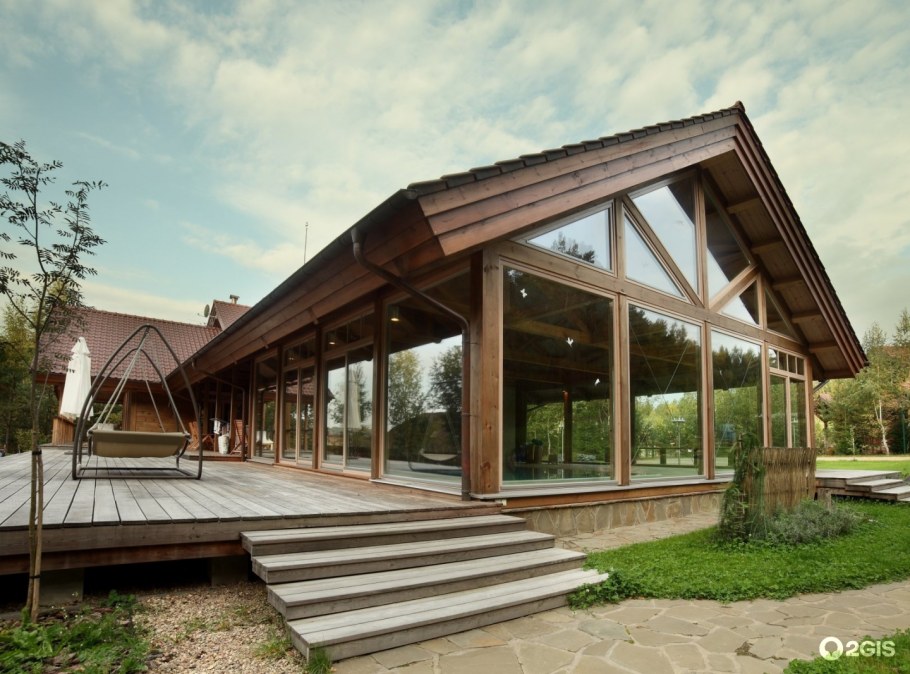 Дома в минималистическом стиле с панорамными окнами