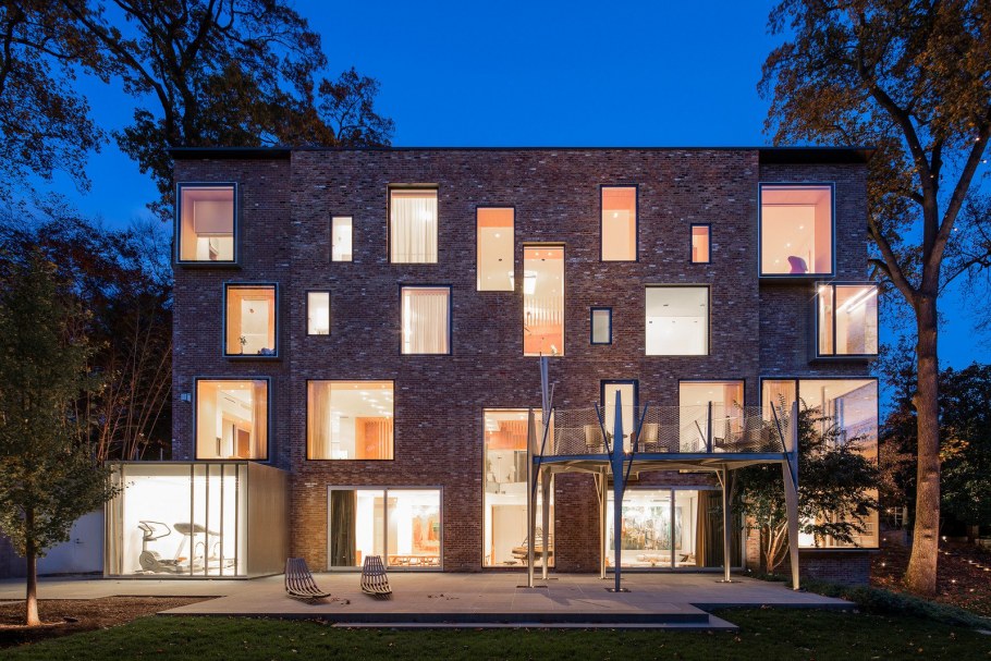 Квартал средней этажности Испания