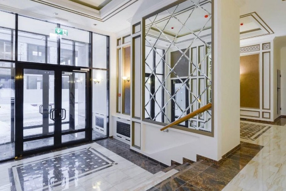 Moon Room, Москва Краснобогатырская улица