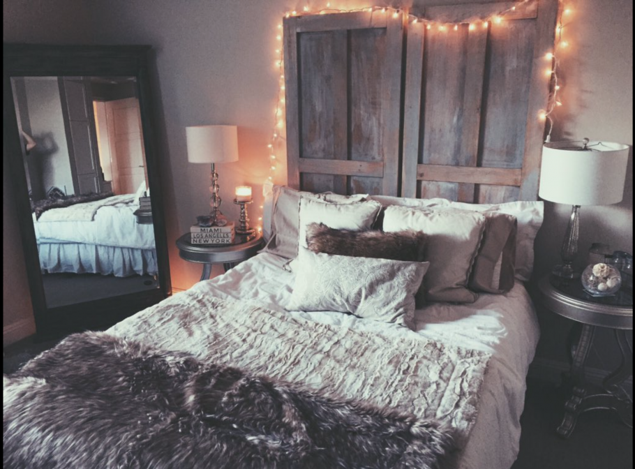 Уютная спальня для пары