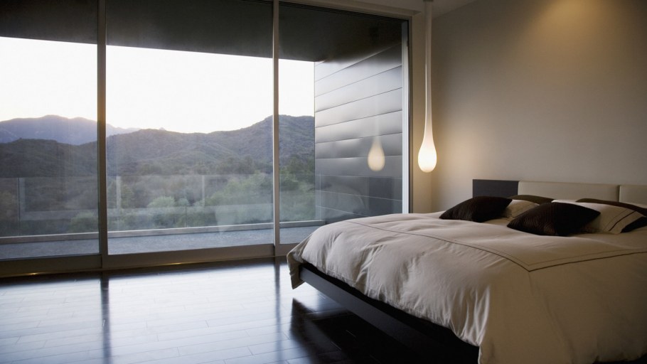 Комната с большой кроватью