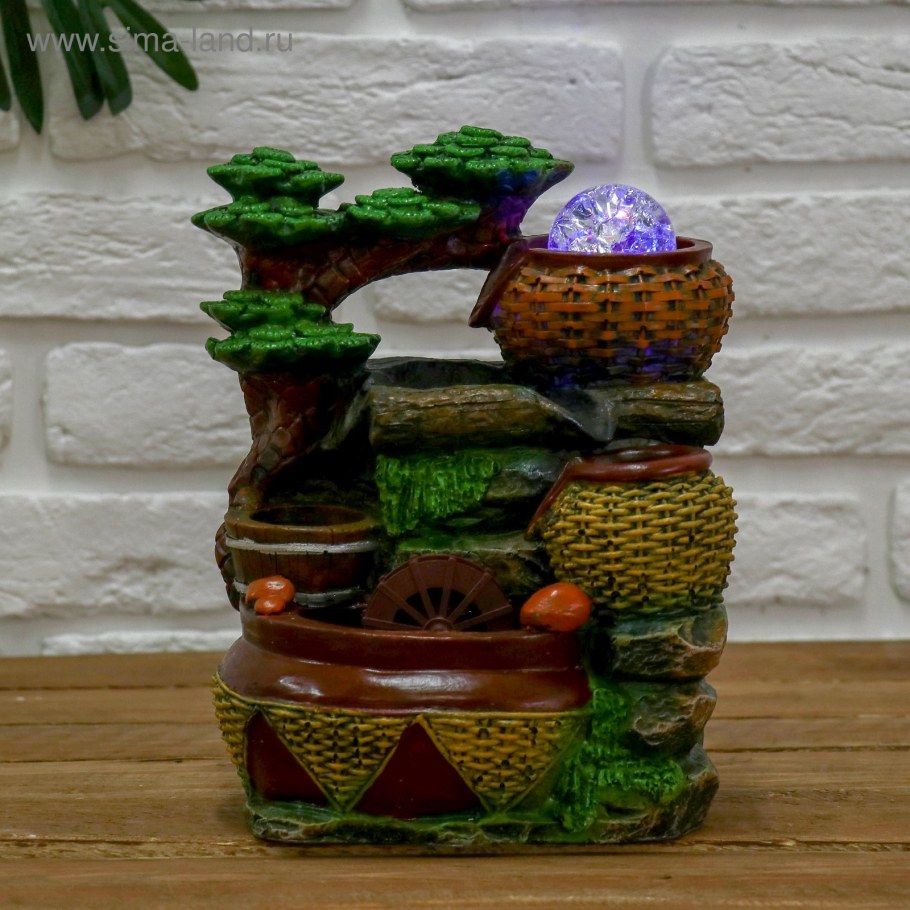 Декоративный муляж фонтан в корзинке