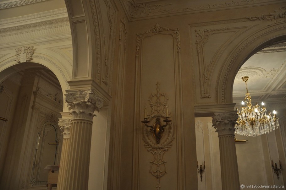 Настенная лепнина в интерьере