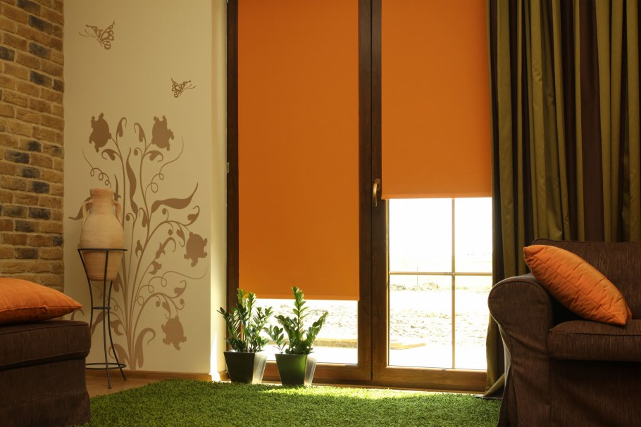 Оранжевые жалюзи