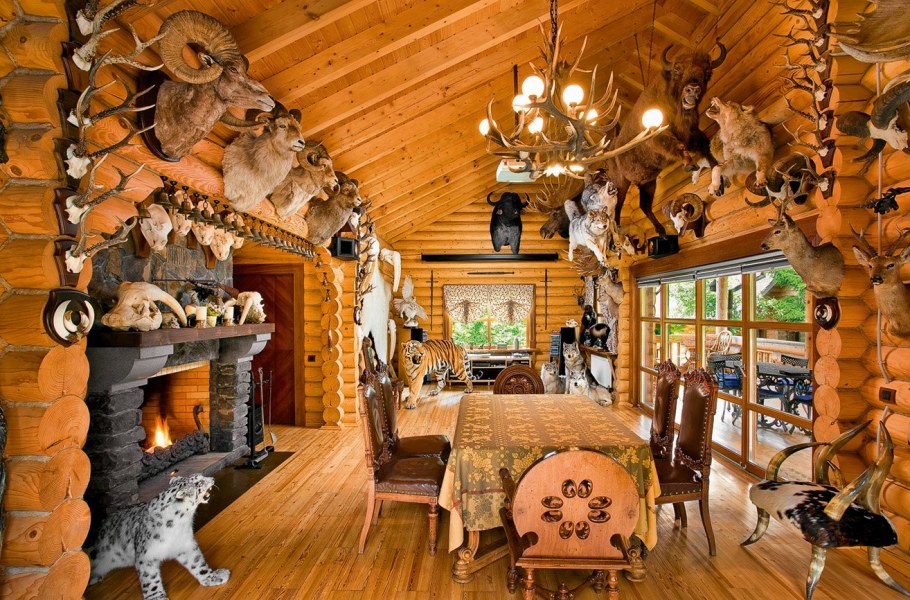 Домик в охотничьем стиле