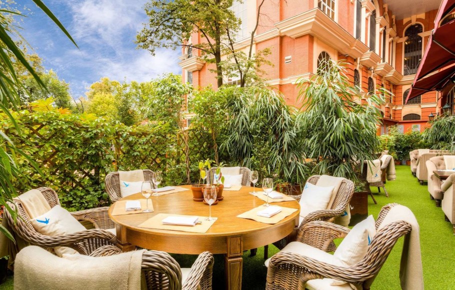 Ресторан the сад веранда