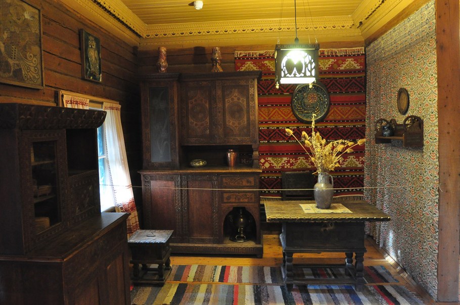 Интерьер а-ля рюс