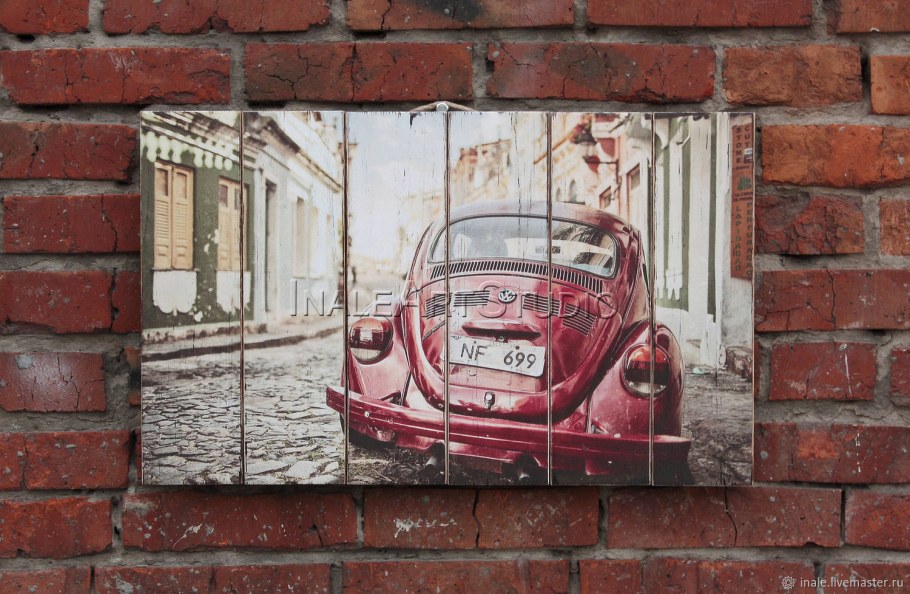 Картины в интерьере лофт