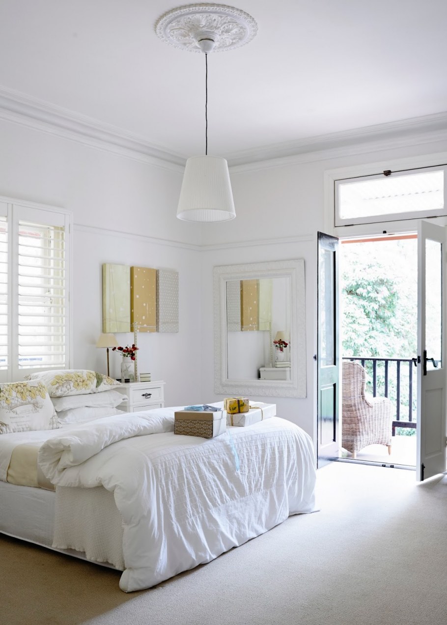 Светлая спальня