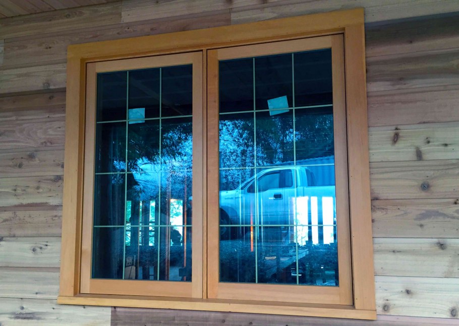Тонированные деревянные стеклопакеты