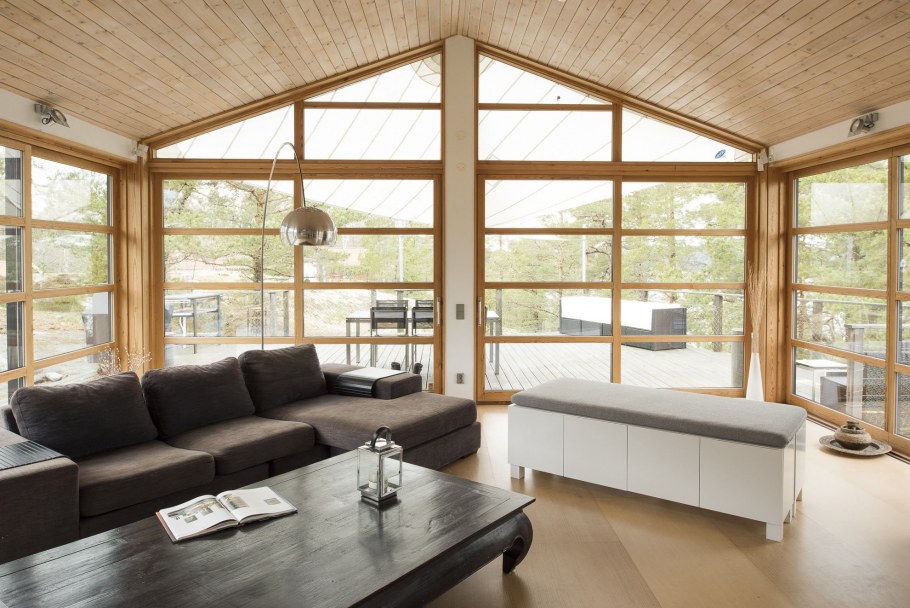 Гостиная с панорамными окнами