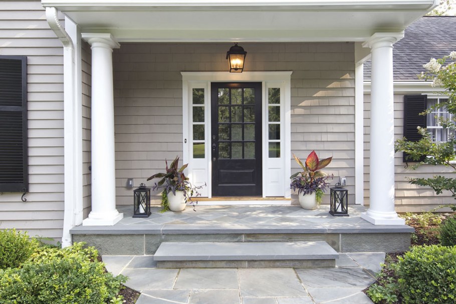 Онтарио (Калифорния) крыльцо