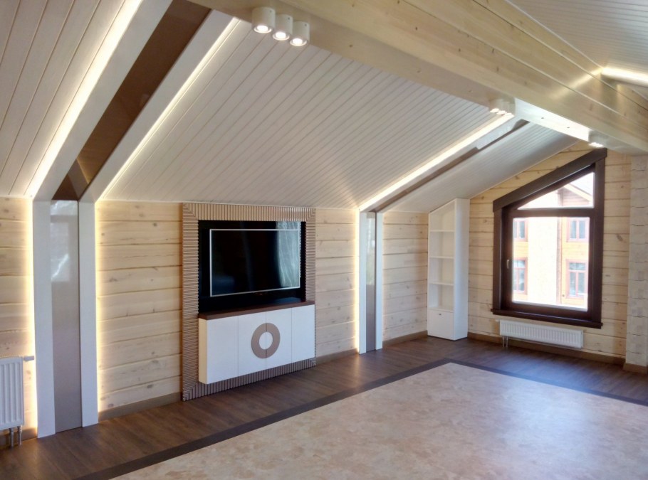 Отделка мансарды планкеном