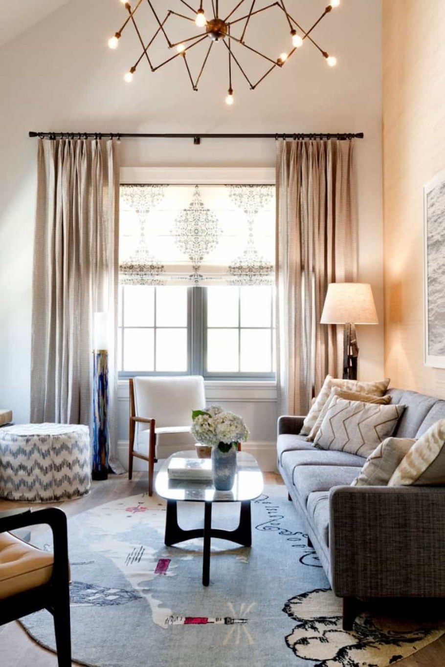 Римские шторы в гостиную