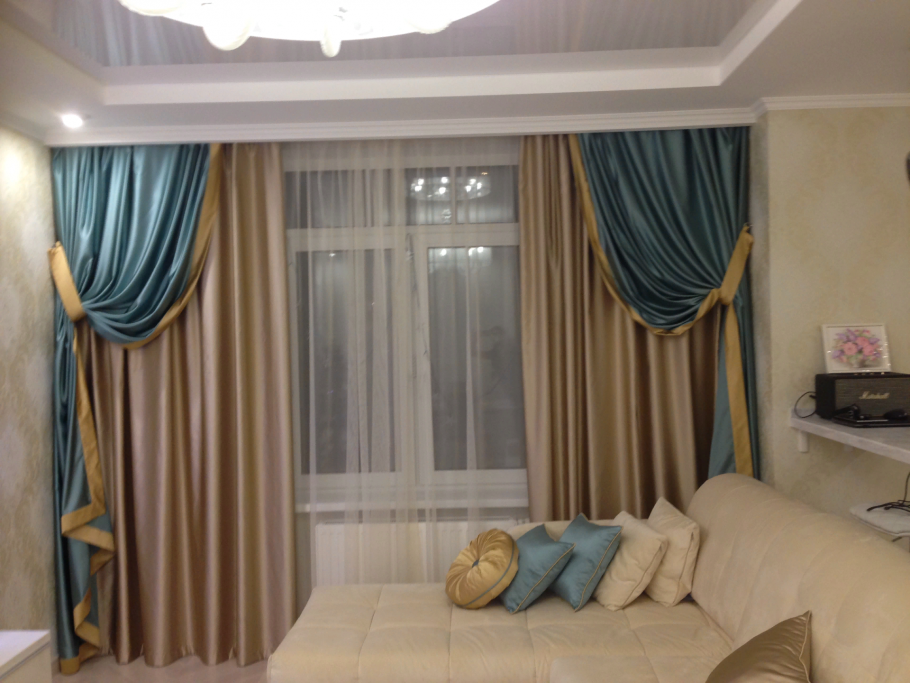 Занавески в гостиную в современном стиле