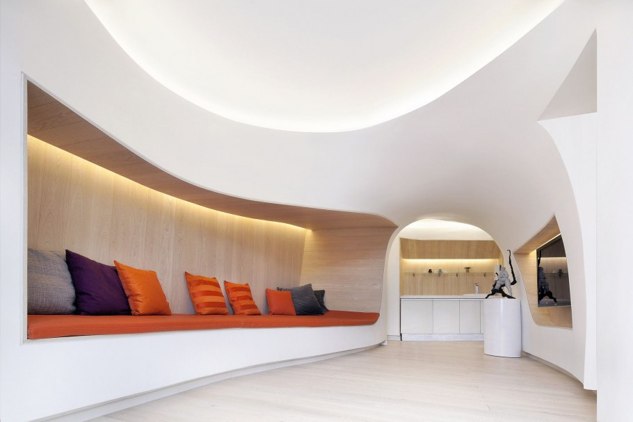 Изогнутые стены