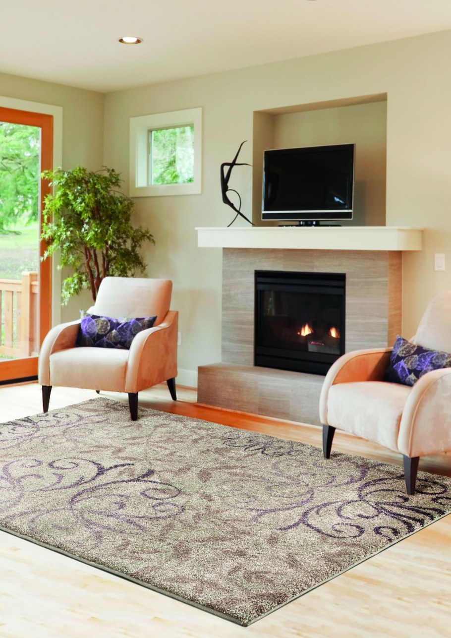 Стыковка ковров в интерьере гостиной