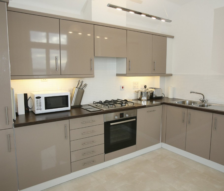 Кухня капучино глянец