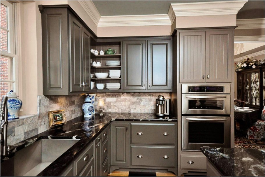 Угловая кухня Неоклассика