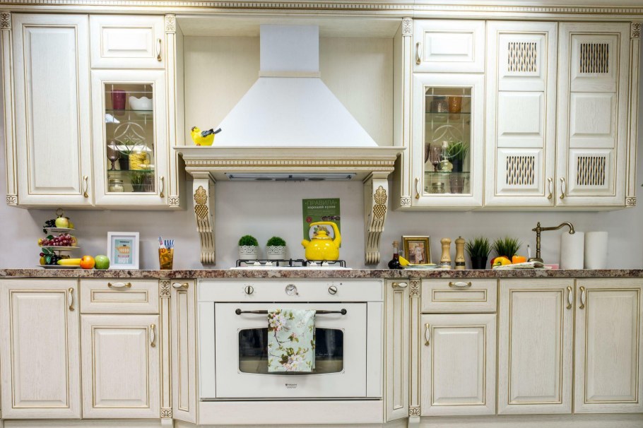 Кухня классика перламутр